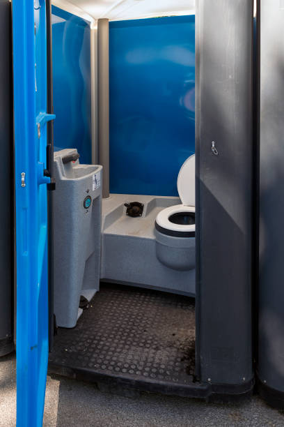 Best Portable restroom trailer rental  in Snow Hill, NC